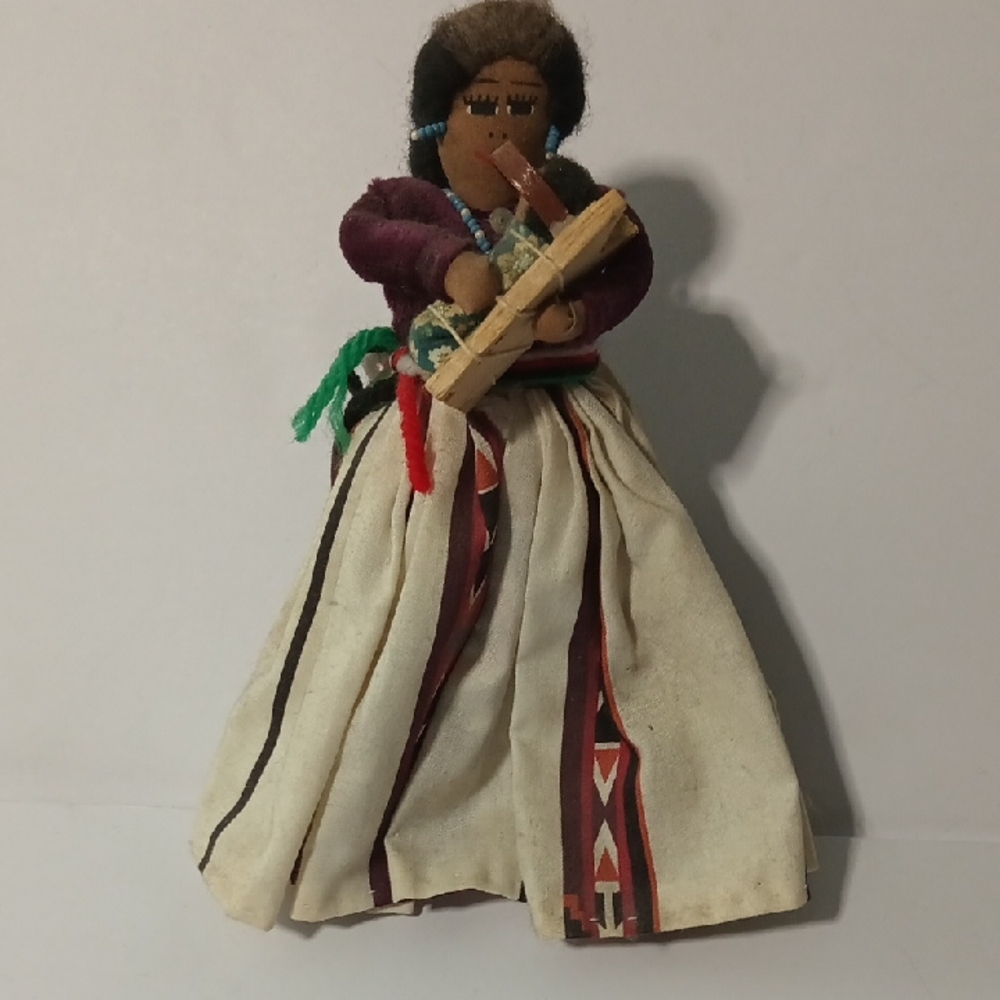 Handcrafted Navajo Signed Doll Made By Evangeline Garcia In Early 2000's